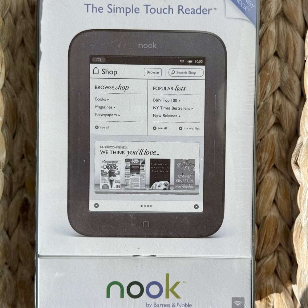 Nook Simple Touch eReader - Picture 2 of 3